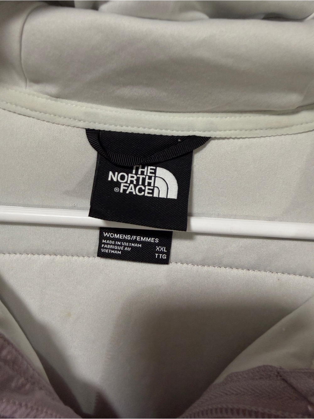 The North Face Women's Hooded Quilted Jacket in Mauve - Picture 3 of 6